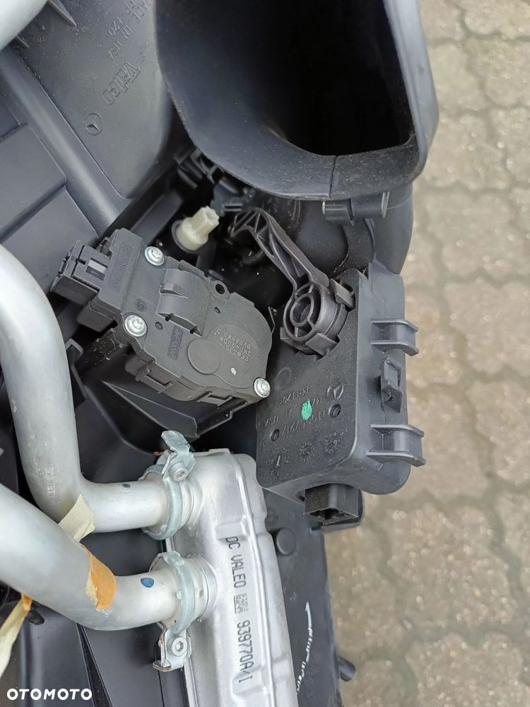 W251 silniczek nagrzewnicy 3,0CDI ML GL W221 W164 R Klasa Mercedes