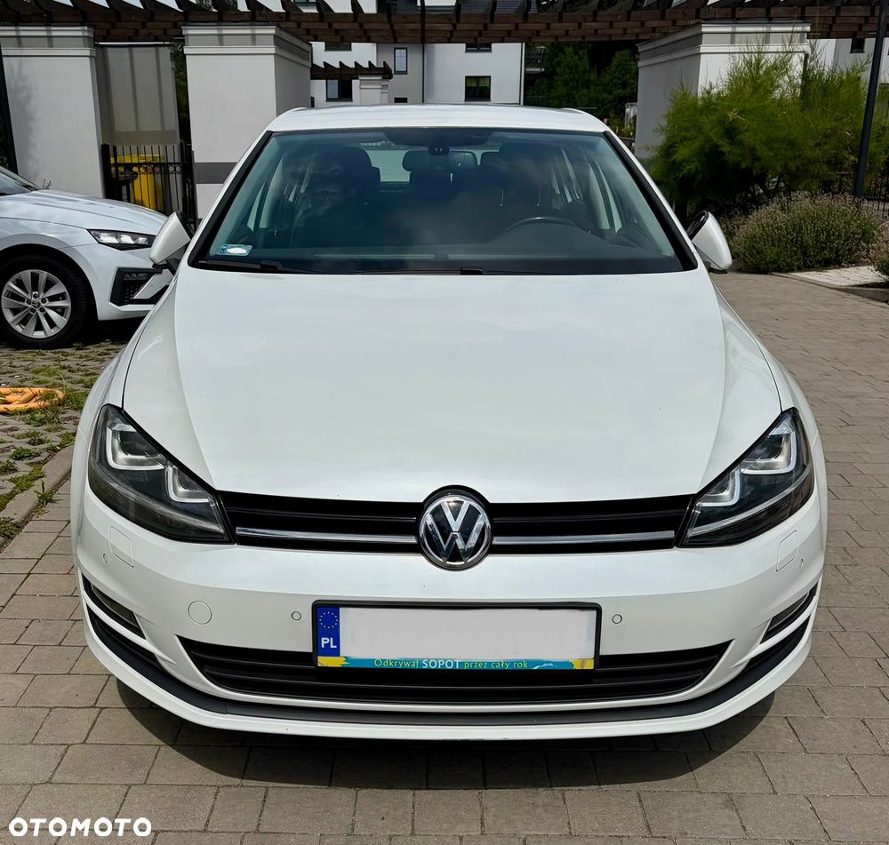 Volkswagen Golf 1.2 TSI Comfortline DSG - 2