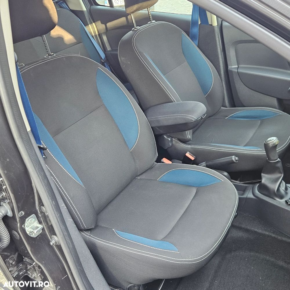 Dacia Logan dCi 90 Celebration - 8