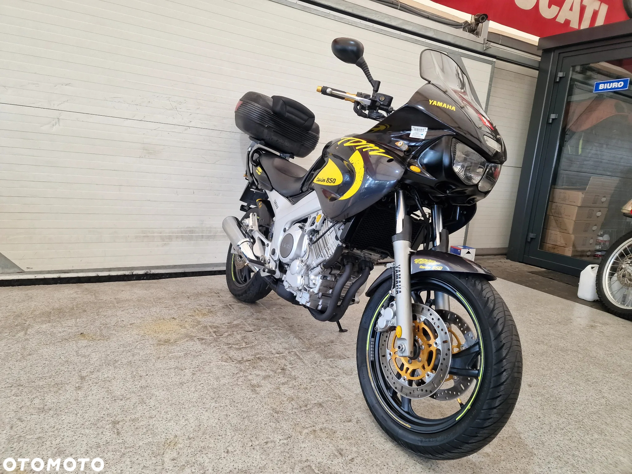 Yamaha TDM - 16
