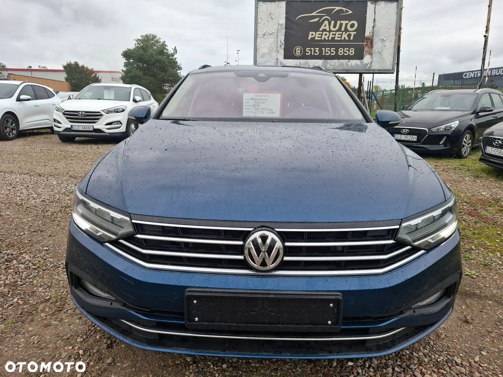 Volkswagen Passat - 2