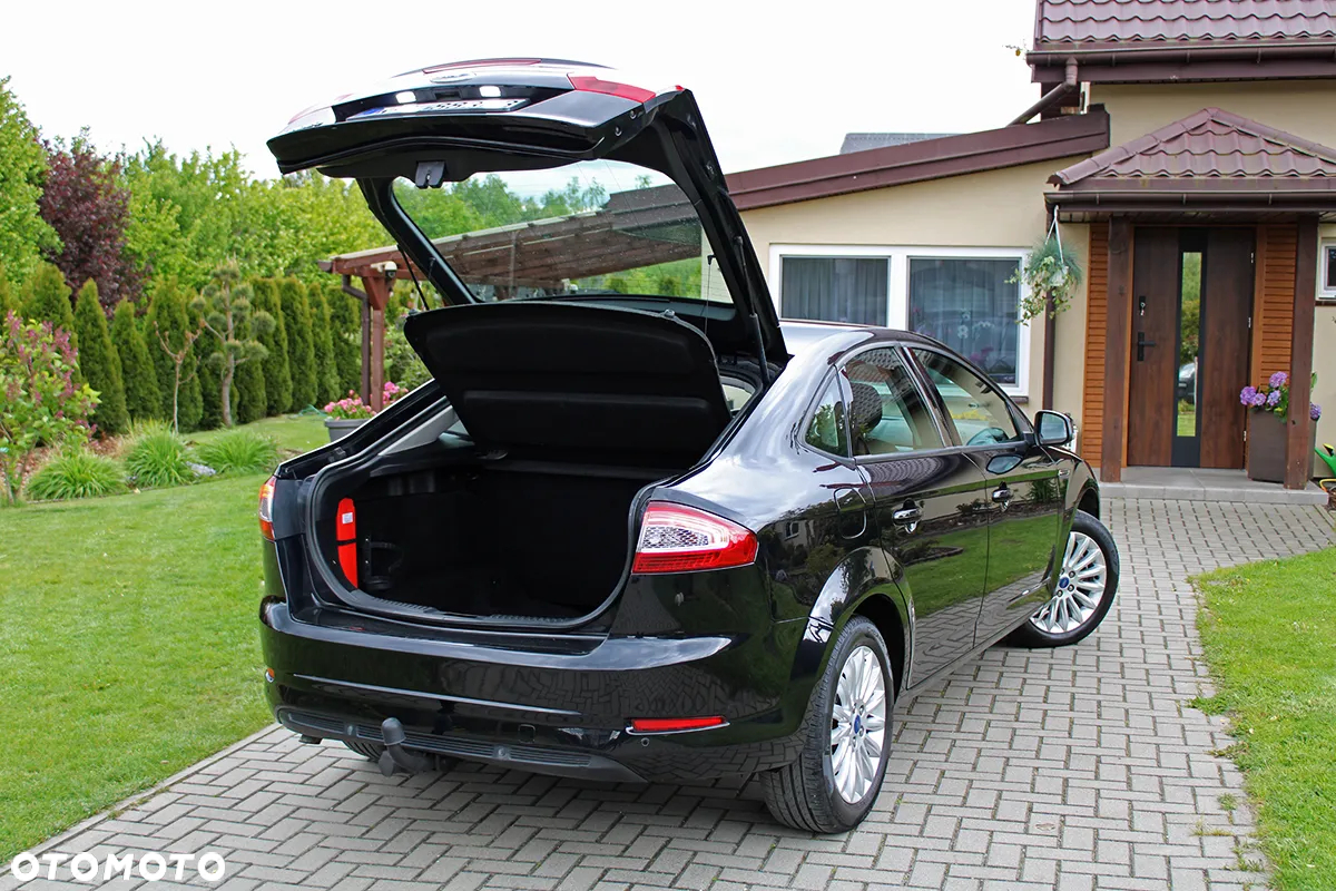 Ford Mondeo 2.0 TDCi Ambiente - 33