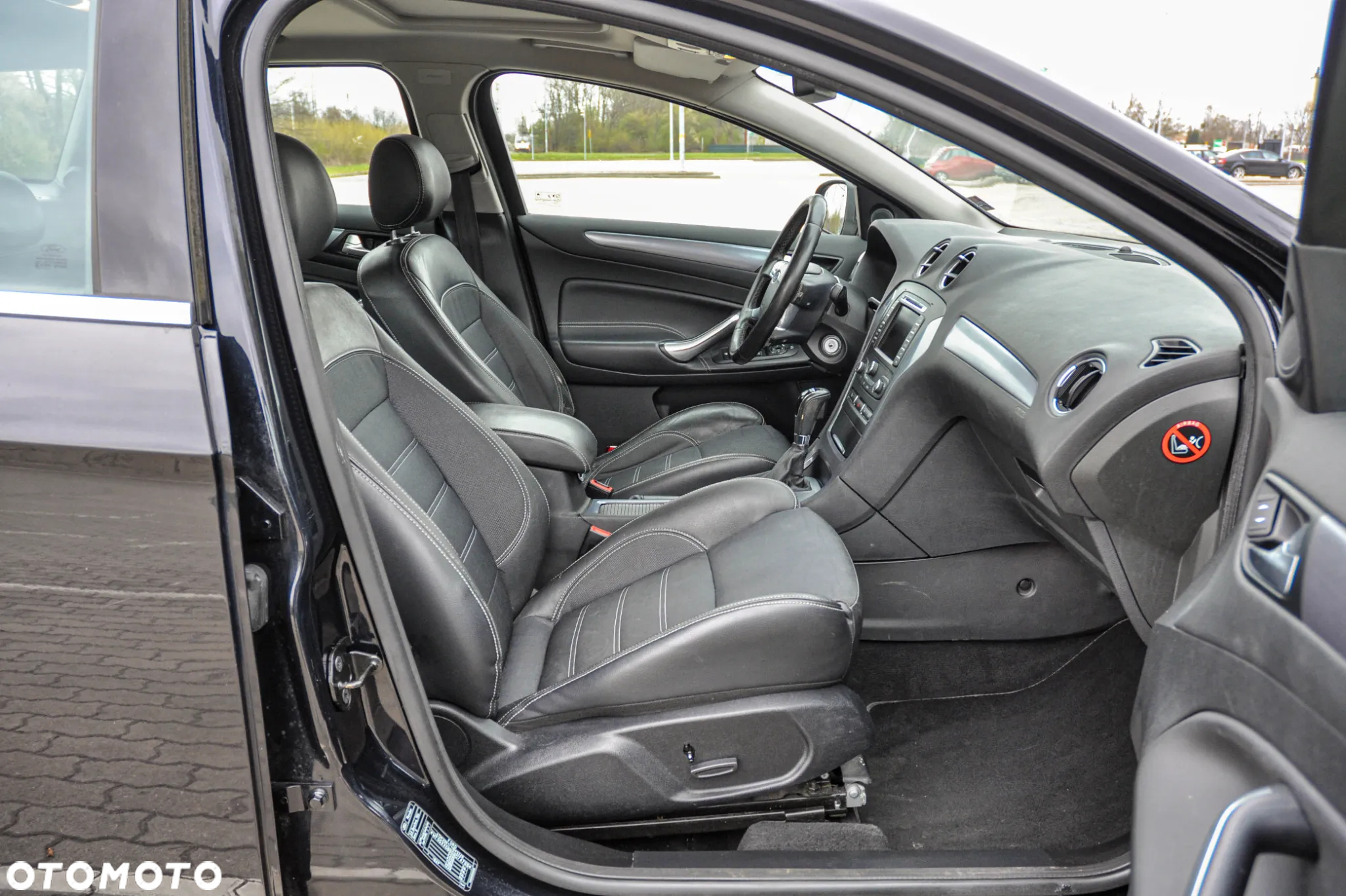 Ford Mondeo 2.0 TDCi Titanium - 11