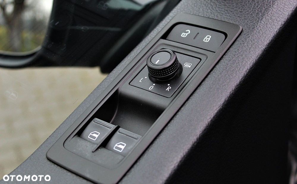 Volkswagen Transporter - 22