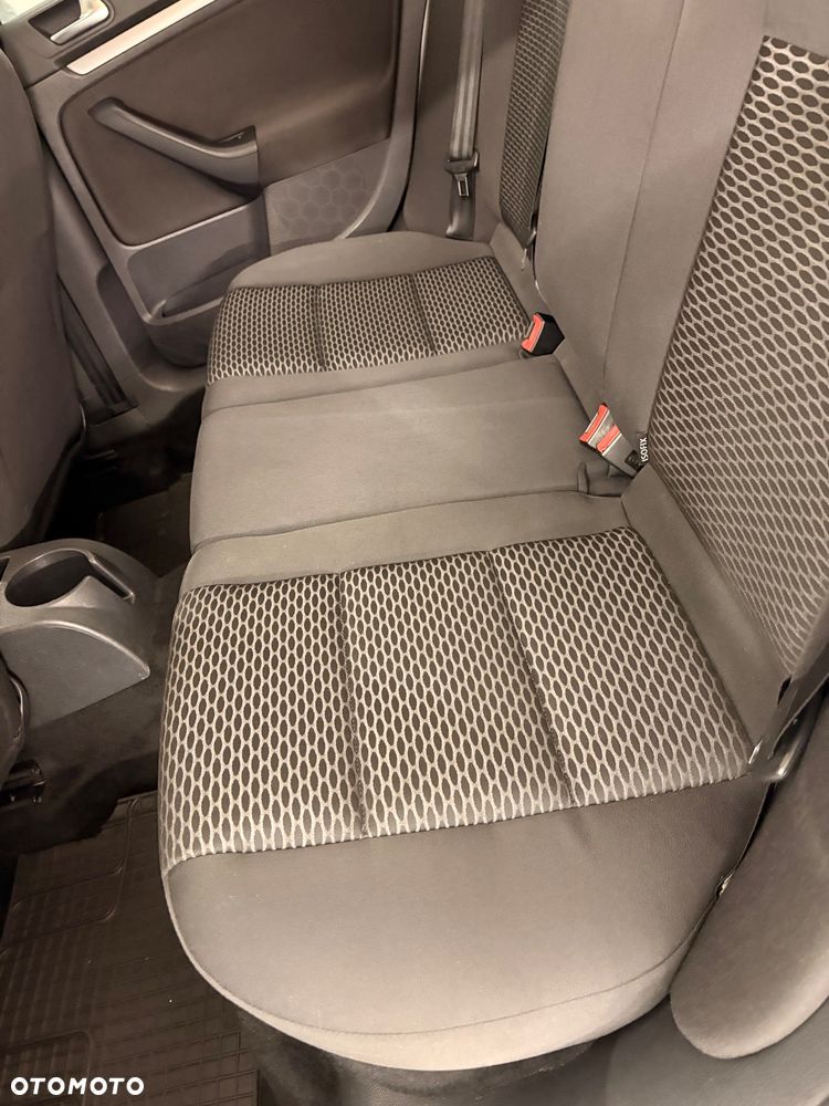 Volkswagen Golf 1.6 TDI Trendline - 11