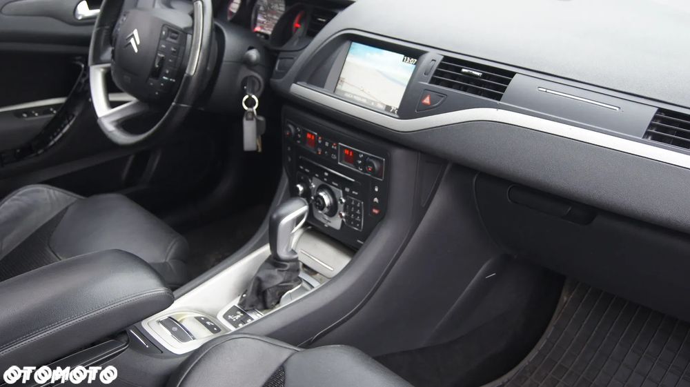 Citroën C5 HDi 135 Exclusive - 16