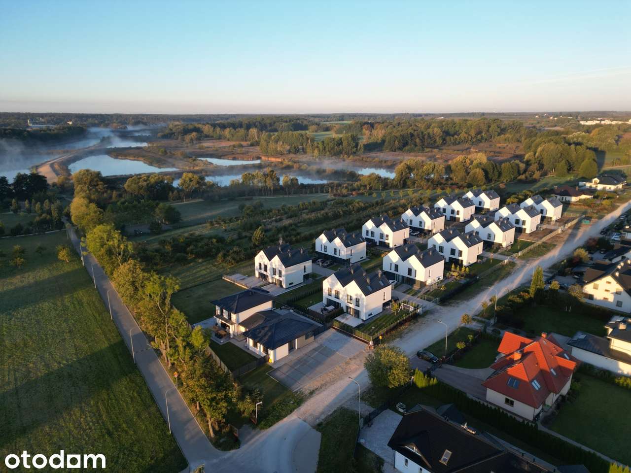4 pokoje, 113.2 m2, garaż i ogród, bezczynszowe domy przy parku!