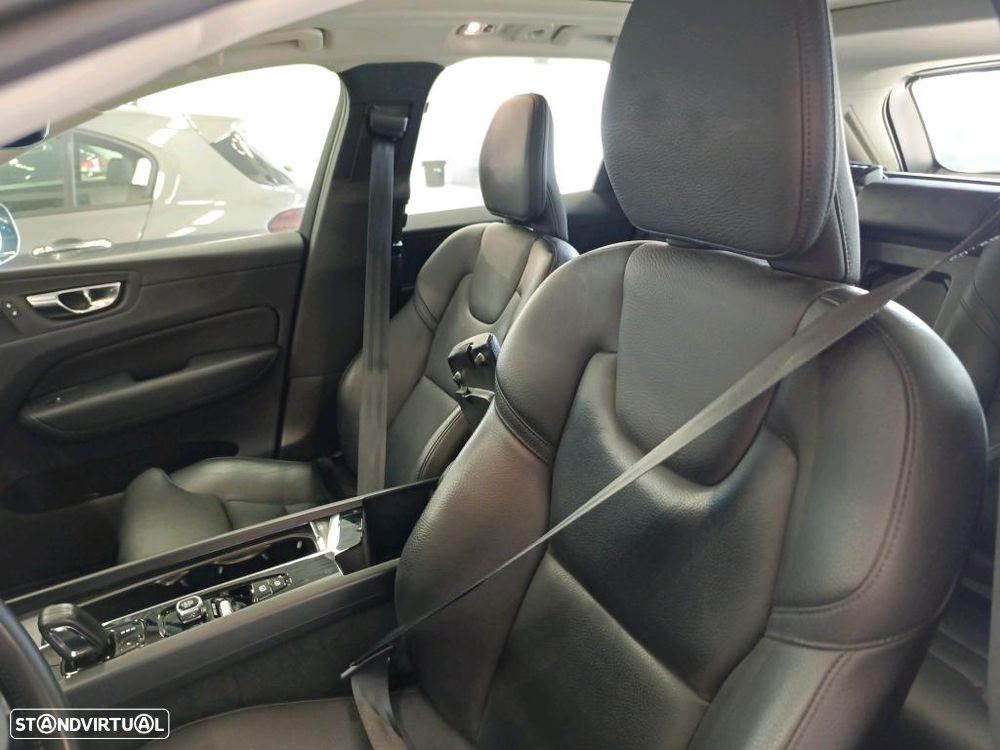 Volvo XC 60 - 6