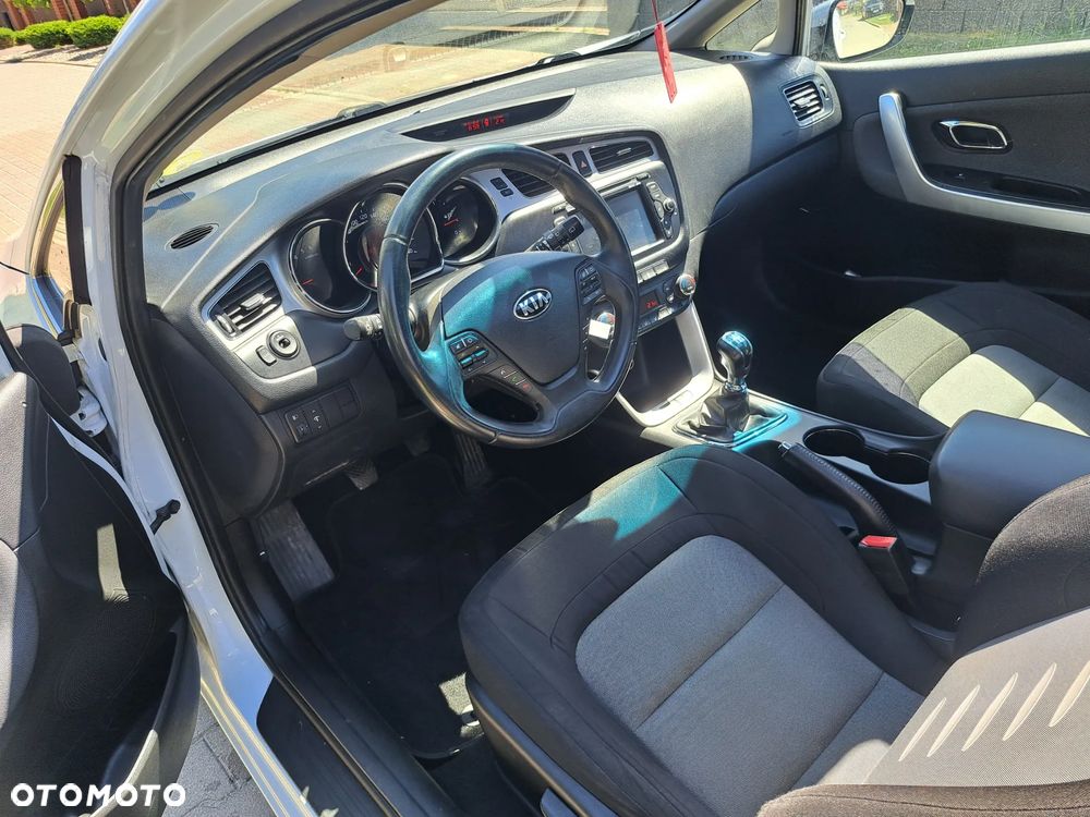 Kia ProCeed 1.6 CRDi 128 Edition 7 - 3