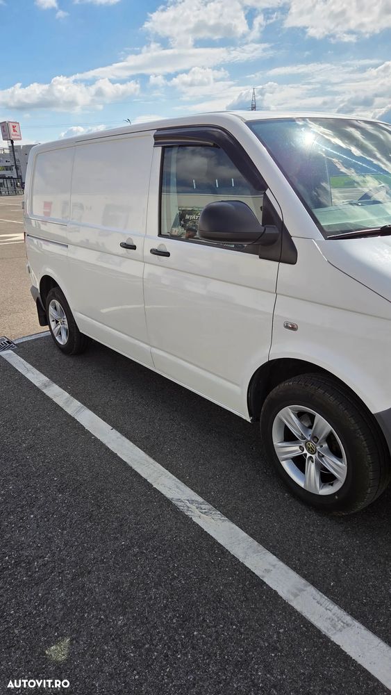 Volkswagen Transporter Multivan Comfortline Scurt - 9