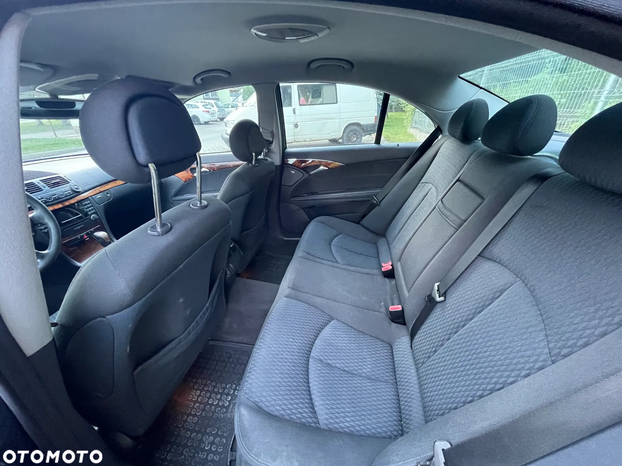 Mercedes-Benz Klasa E 220 T CDI Automatik Elegance - 11