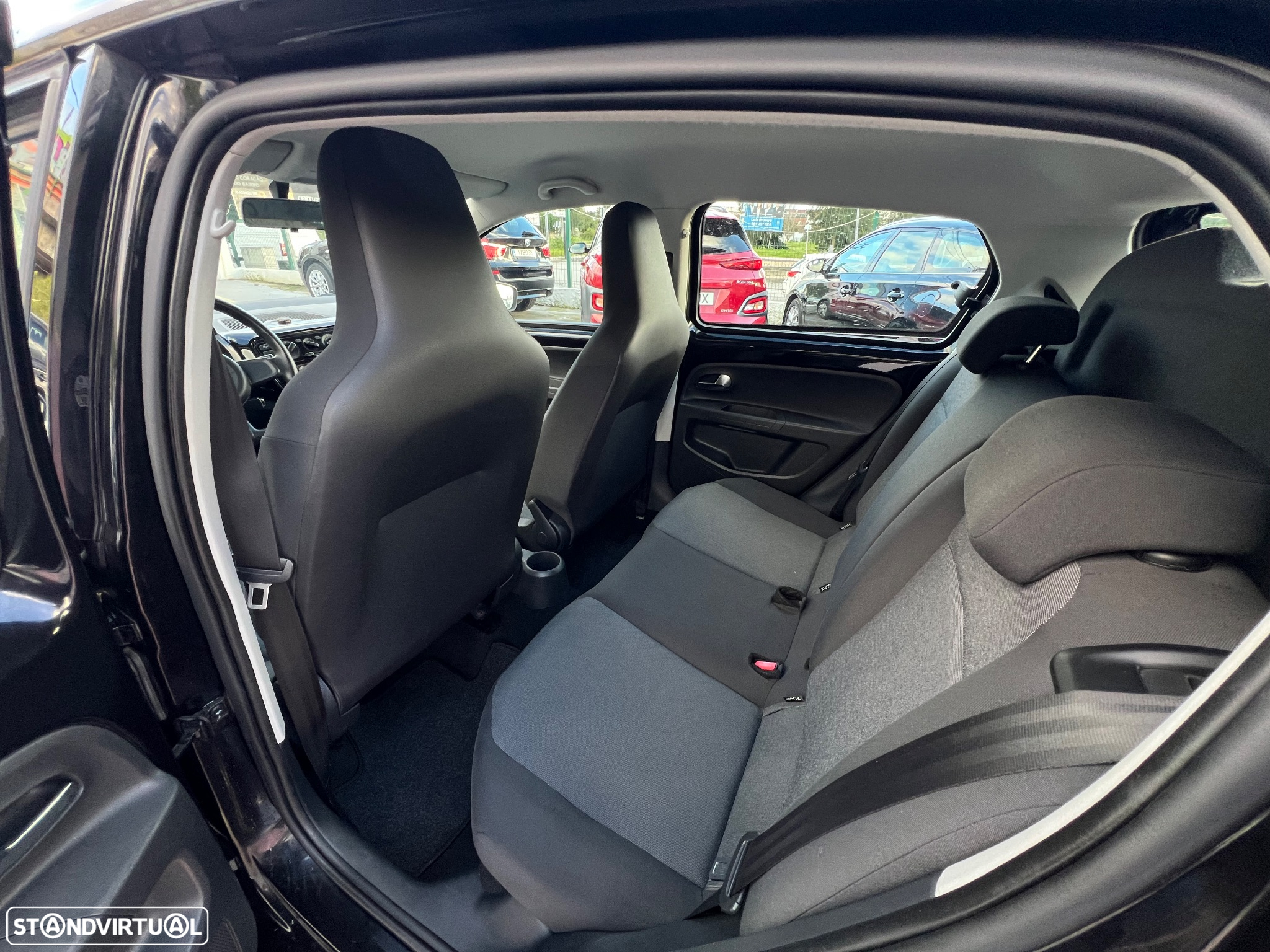 VW Up! 1.0 BlueMotion Move - 12