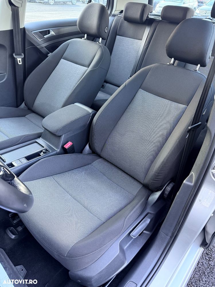 Volkswagen Golf 1.6 TDI BlueMotion Technology Comfortline - 18