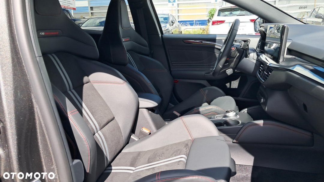Ford Focus - 10
