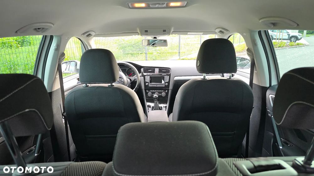 Volkswagen Golf - 12
