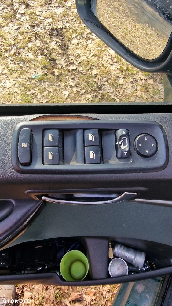 Peugeot 807 2.2 HDi ST - 22