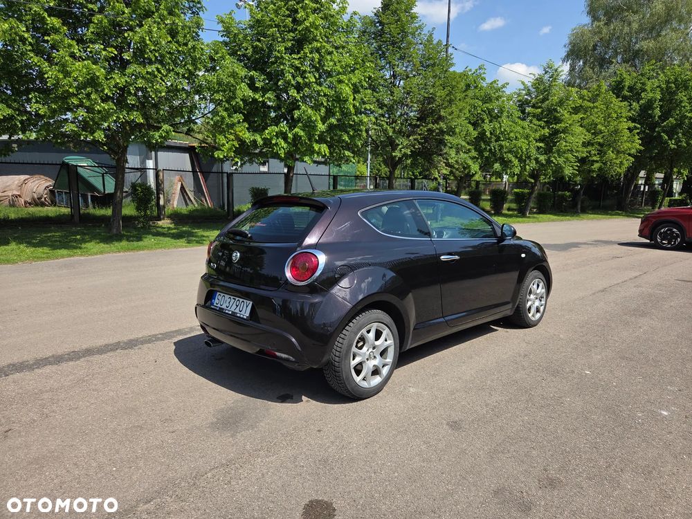 Alfa Romeo Mito 1.4 MultiAir Distinctive - 10