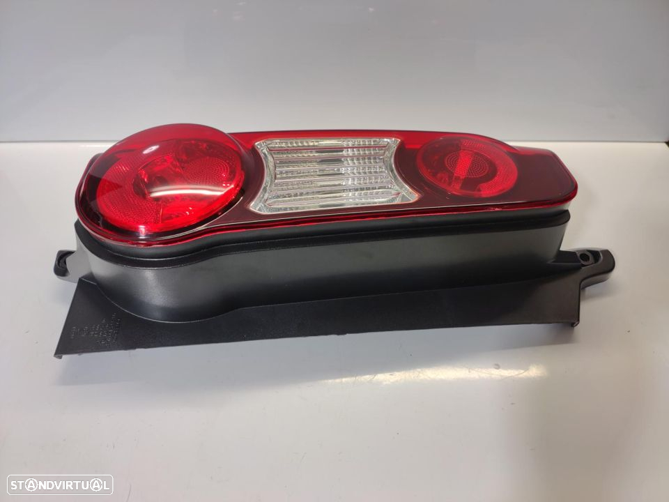 Farolim Farol Novo Traseiro Partner Berlingo Esq. (B9) 2012 a 2018 ( Interior Escuro ) - 4