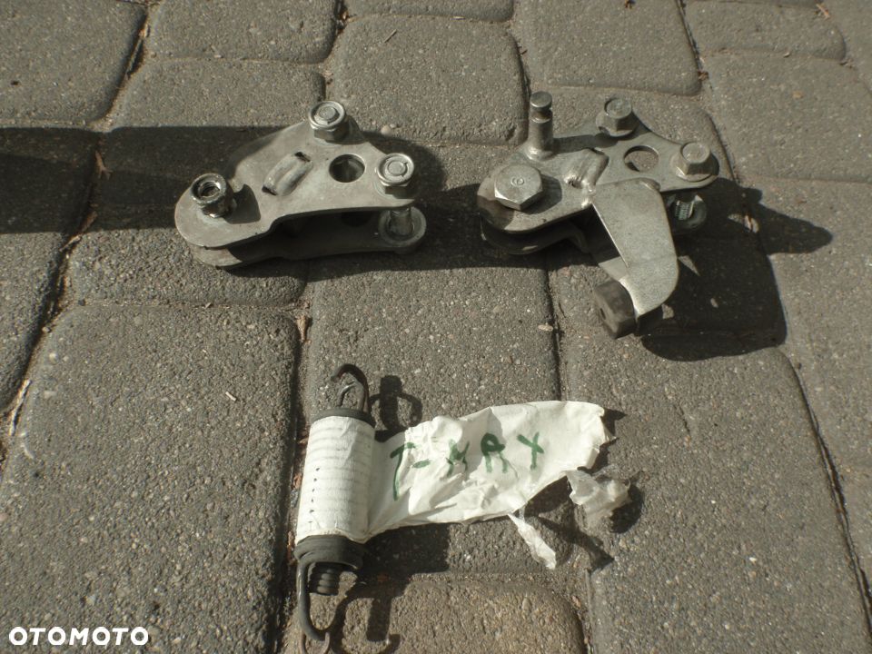 stopka podnóżek stycznik sprężyna mocowanie yamaha tmax t max 2010 - 3