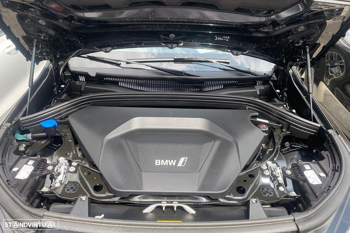 BMW iX1 xDrive30 Pack Desportivo M - 21
