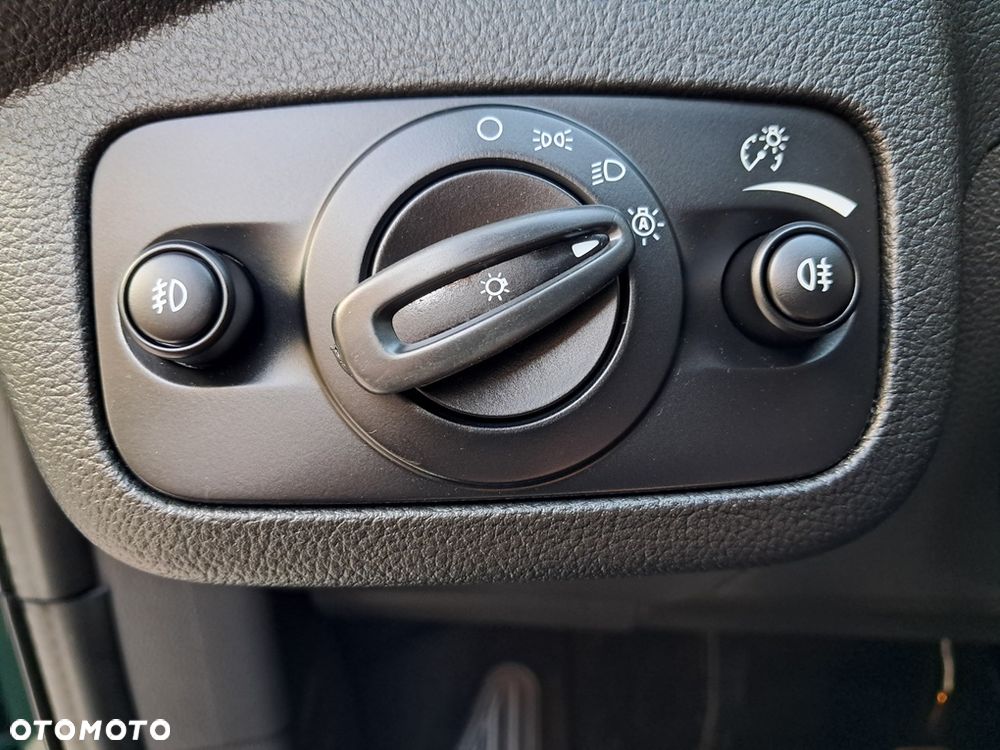 Ford Kuga 1.5 EcoBoost 2x4 ST-Line - 29