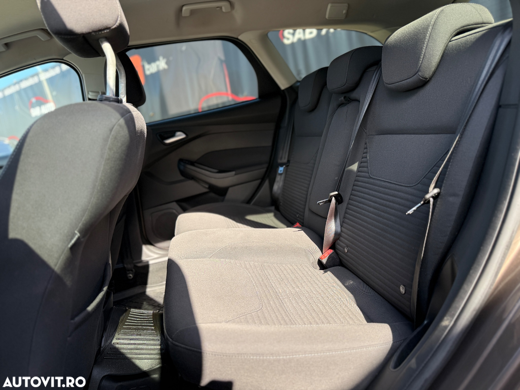 Ford Focus 1.5 EcoBlue Trend - 14