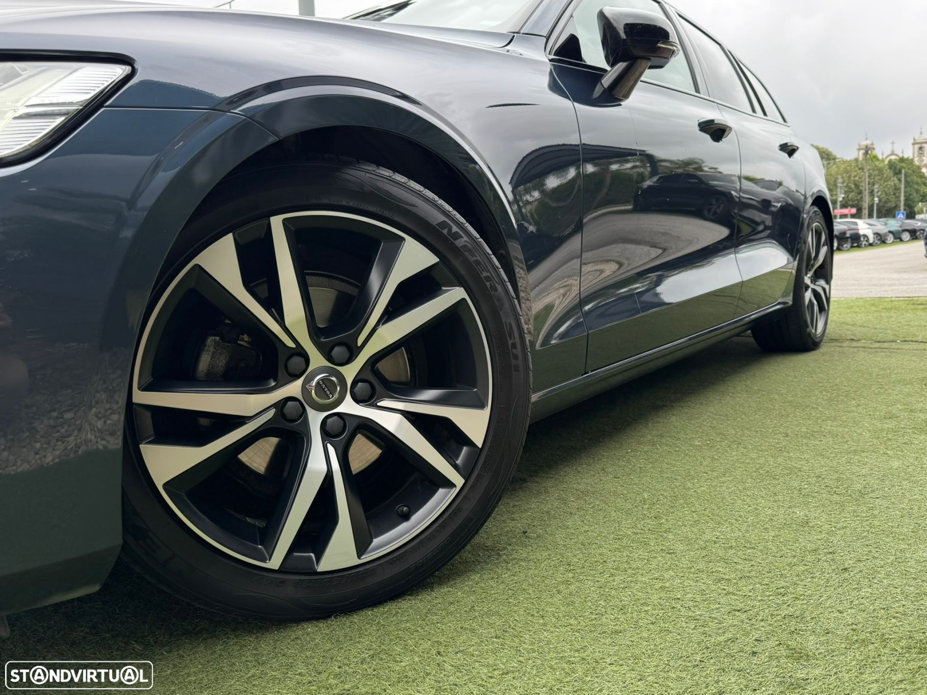 Volvo V60 2.0 D3 R-Design Geartronic - 5