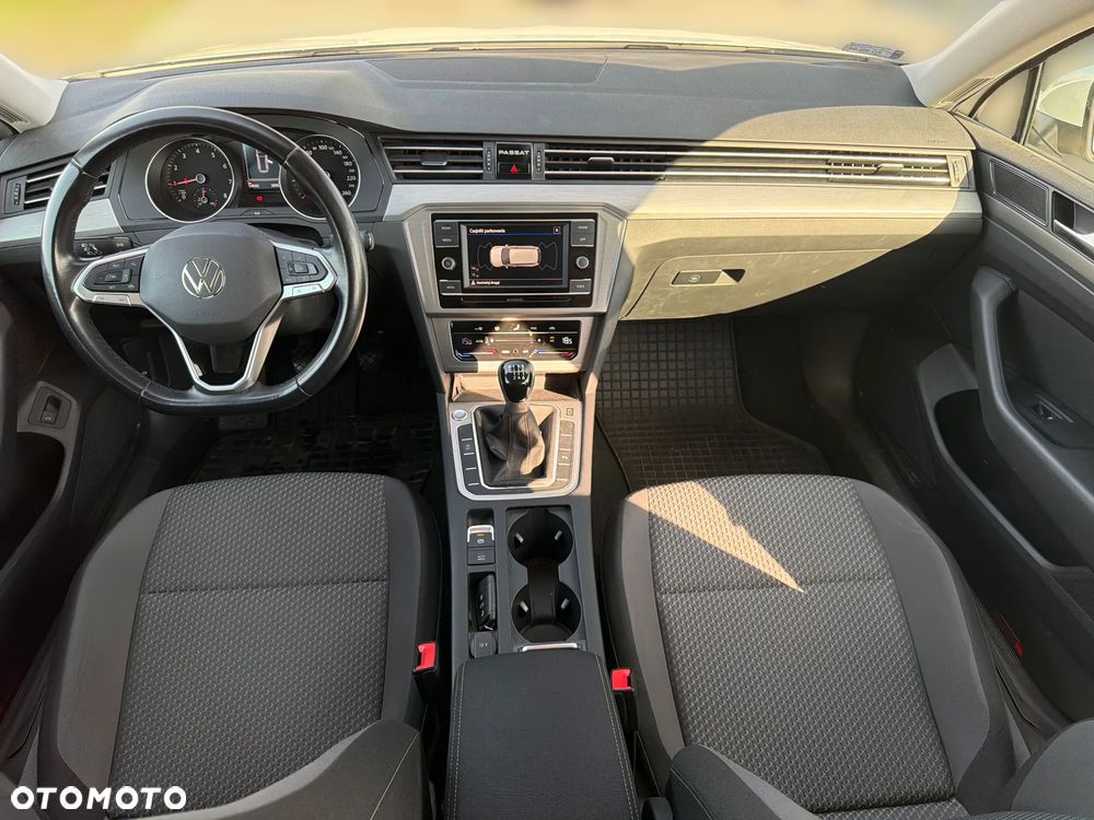 Volkswagen Passat 1.5 TSI EVO Essence - 18