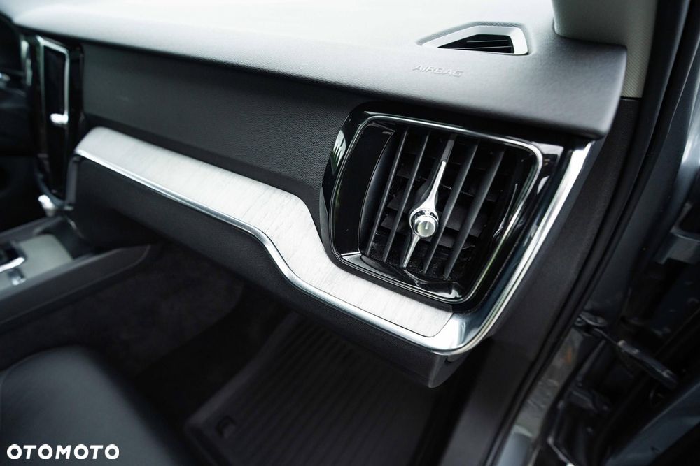 Volvo V60 Cross Country - 31
