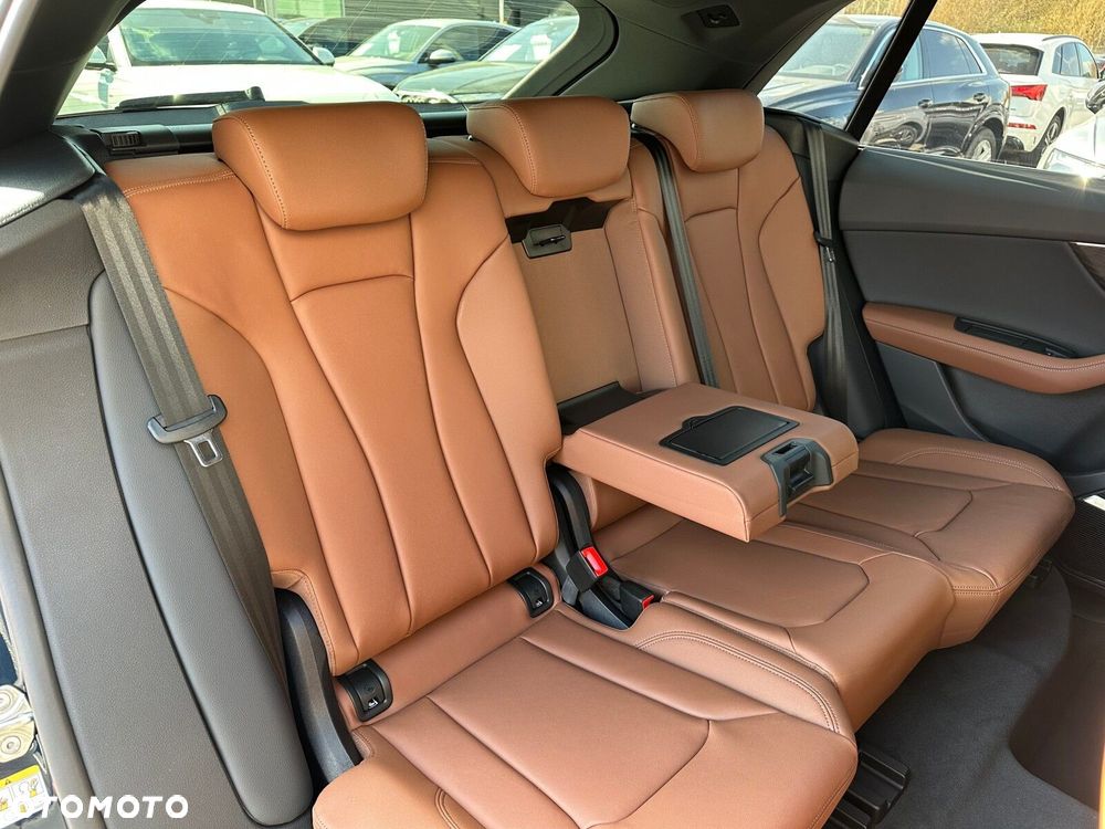 Audi Q8 - 25