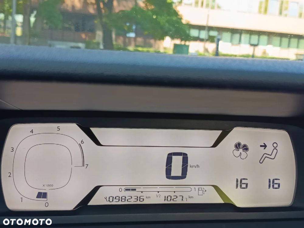 Citroën C4 Picasso 1.6 THP Seduction - 8