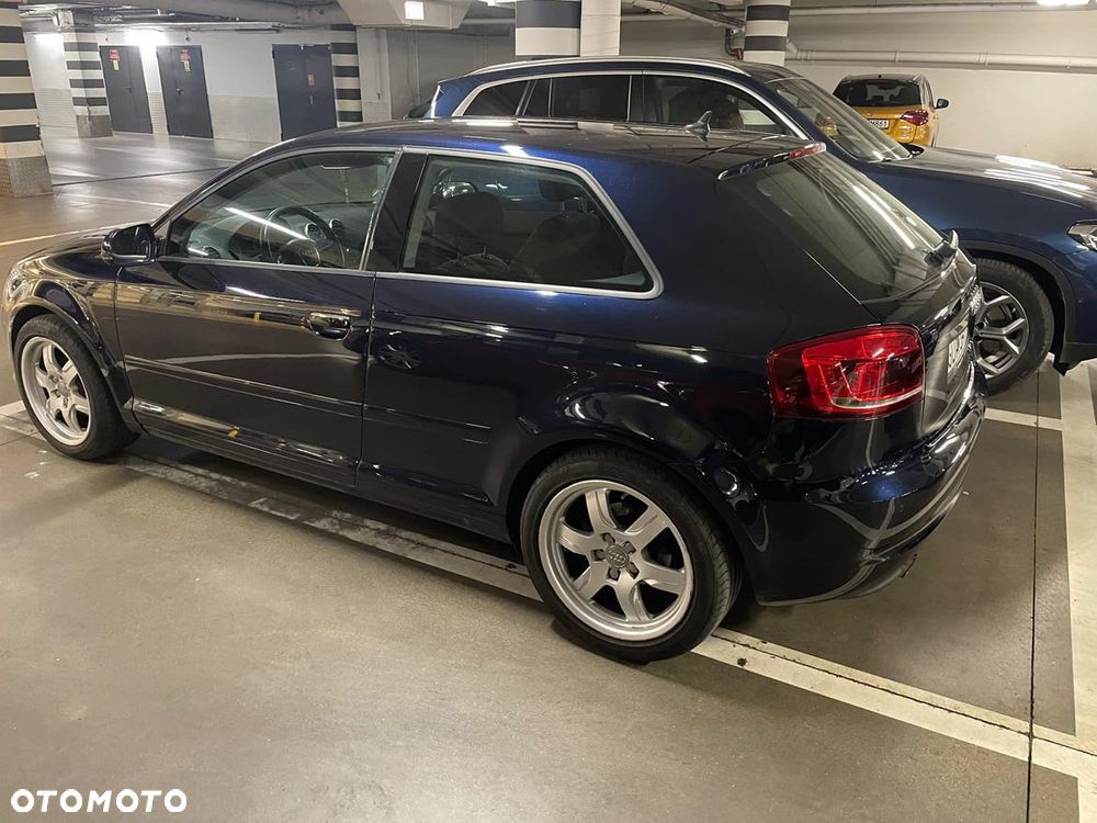 Audi A3 3-drzwiowe 1.6 TDI DPF Ambiente - 16