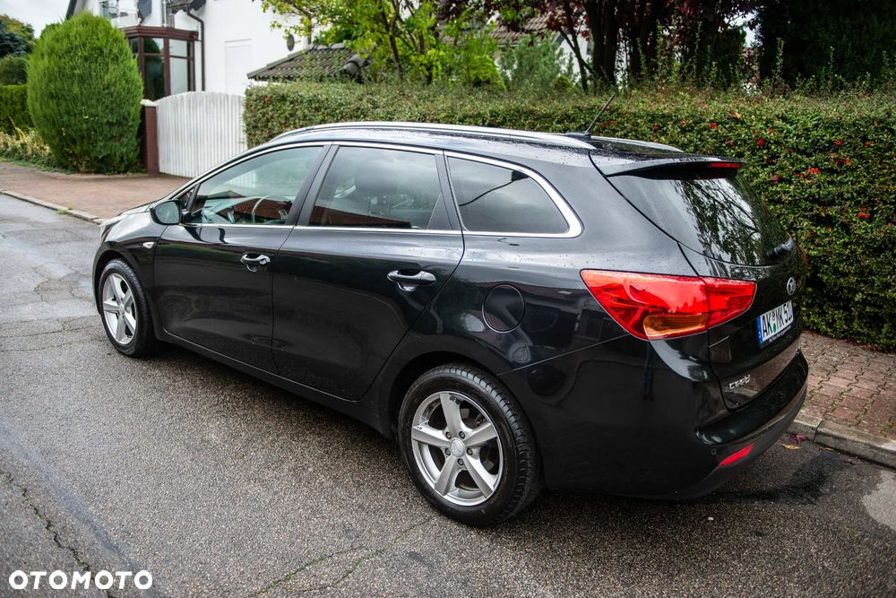 Kia Ceed Cee'd 1.4 Business Line - 12