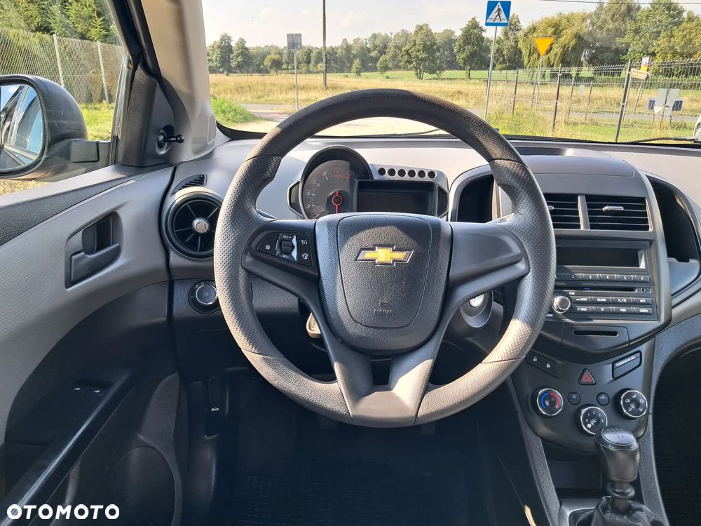 Chevrolet Aveo 1.2 LS+ - 15