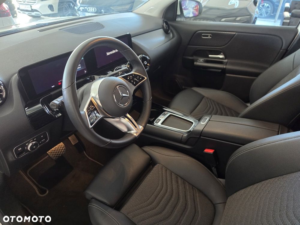 Mercedes-Benz GLA 200 Style - 6