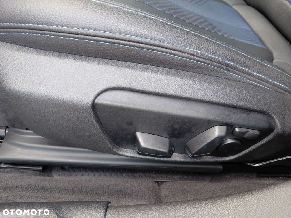 BMW Seria 1 - 15
