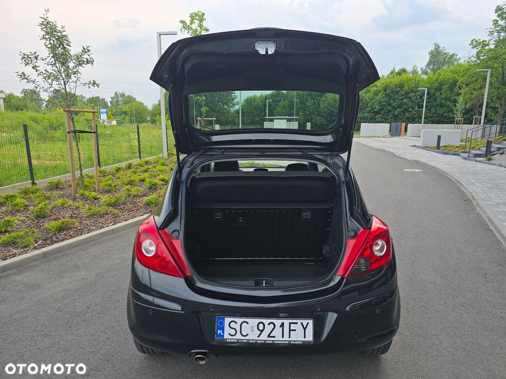 Opel Corsa 1.4 16V Energy - 4