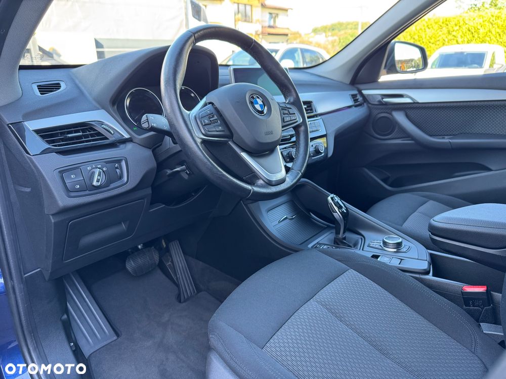 BMW X1 xDrive20i Advantage sport - 20
