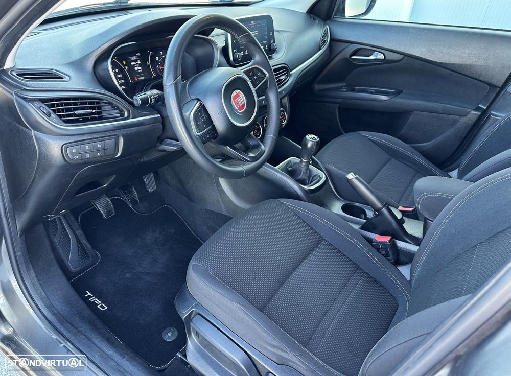 Fiat Tipo Station Wagon 1.3 M-Jet Lounge - 18