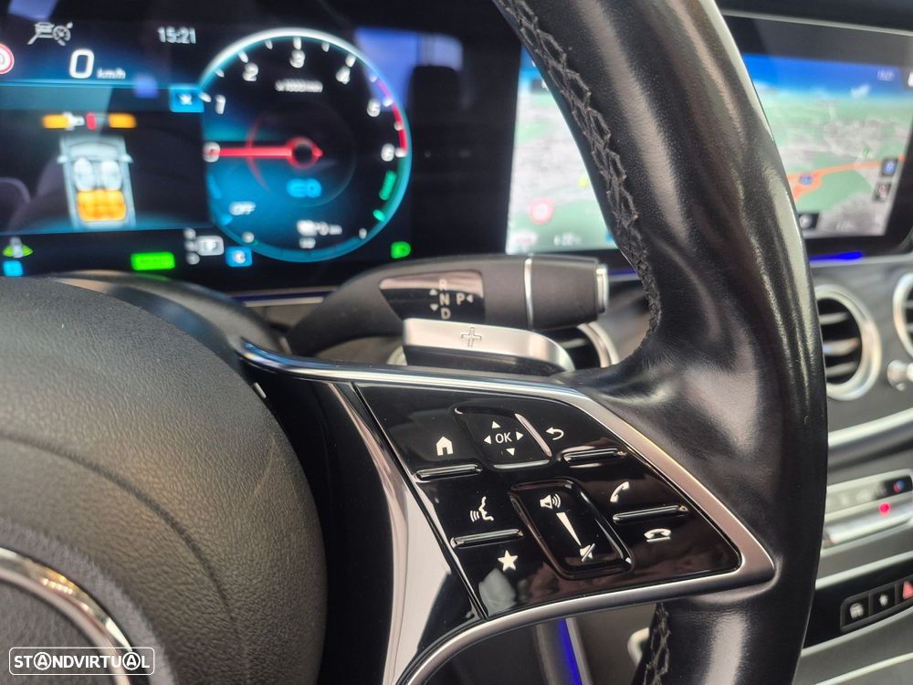 Mercedes-Benz E 300 de AMG Line - 19