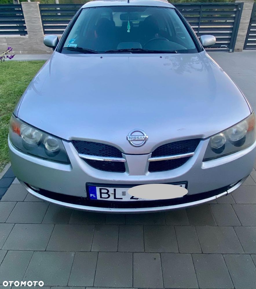 Nissan Almera - 1