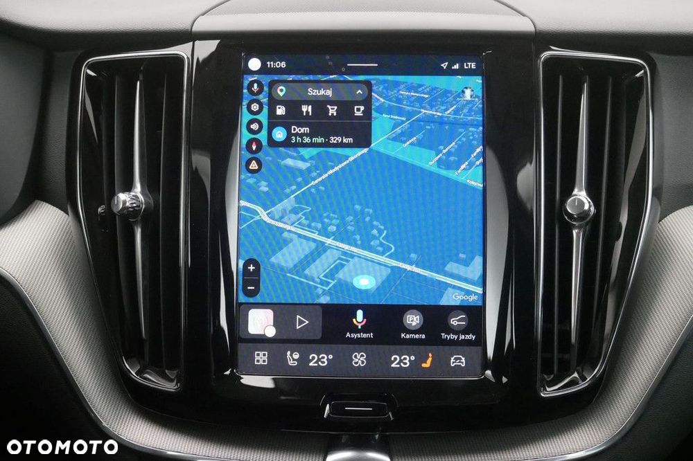 Volvo XC 60 B5 B AWD Plus Bright - 23