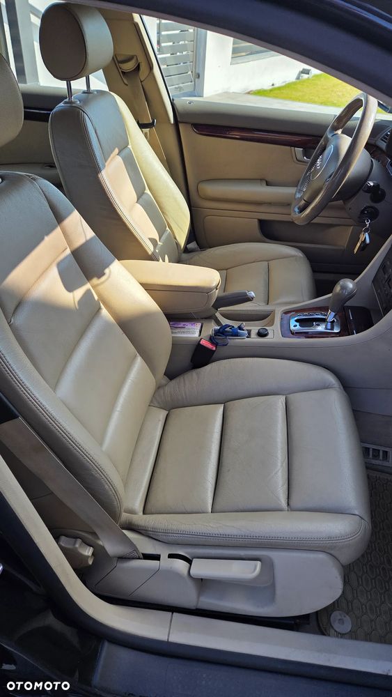 Audi A4 Avant 1.9 TDI multitronic - 9