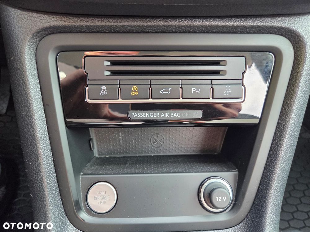 Volkswagen Sharan 1.4 TSI BMT Comfortline - 23