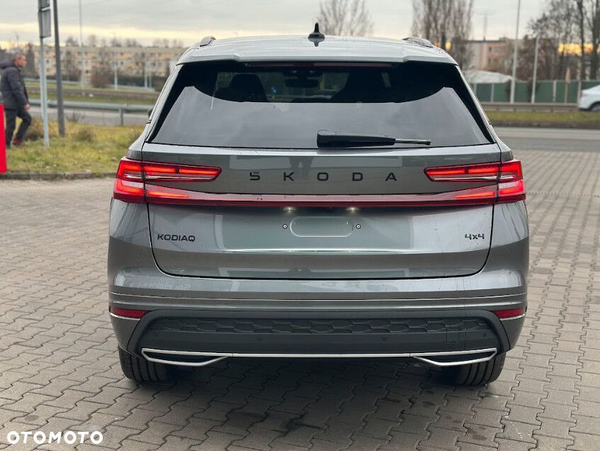 Skoda Kodiaq 2.0 TDI 4x4 Sportline DSG - 4