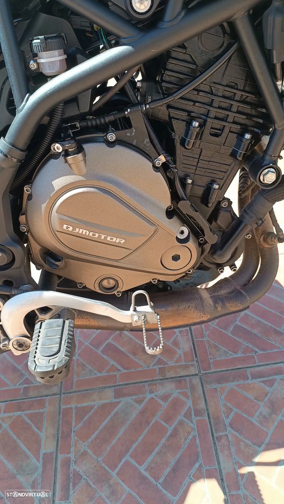 QJ Motor SRT 700X - 9