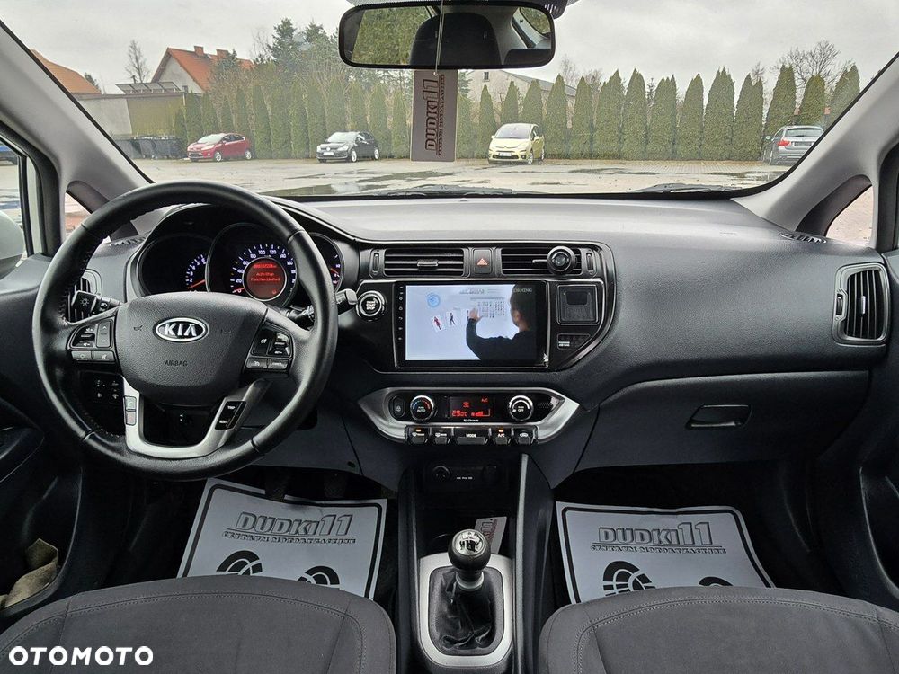 Kia Rio - 20