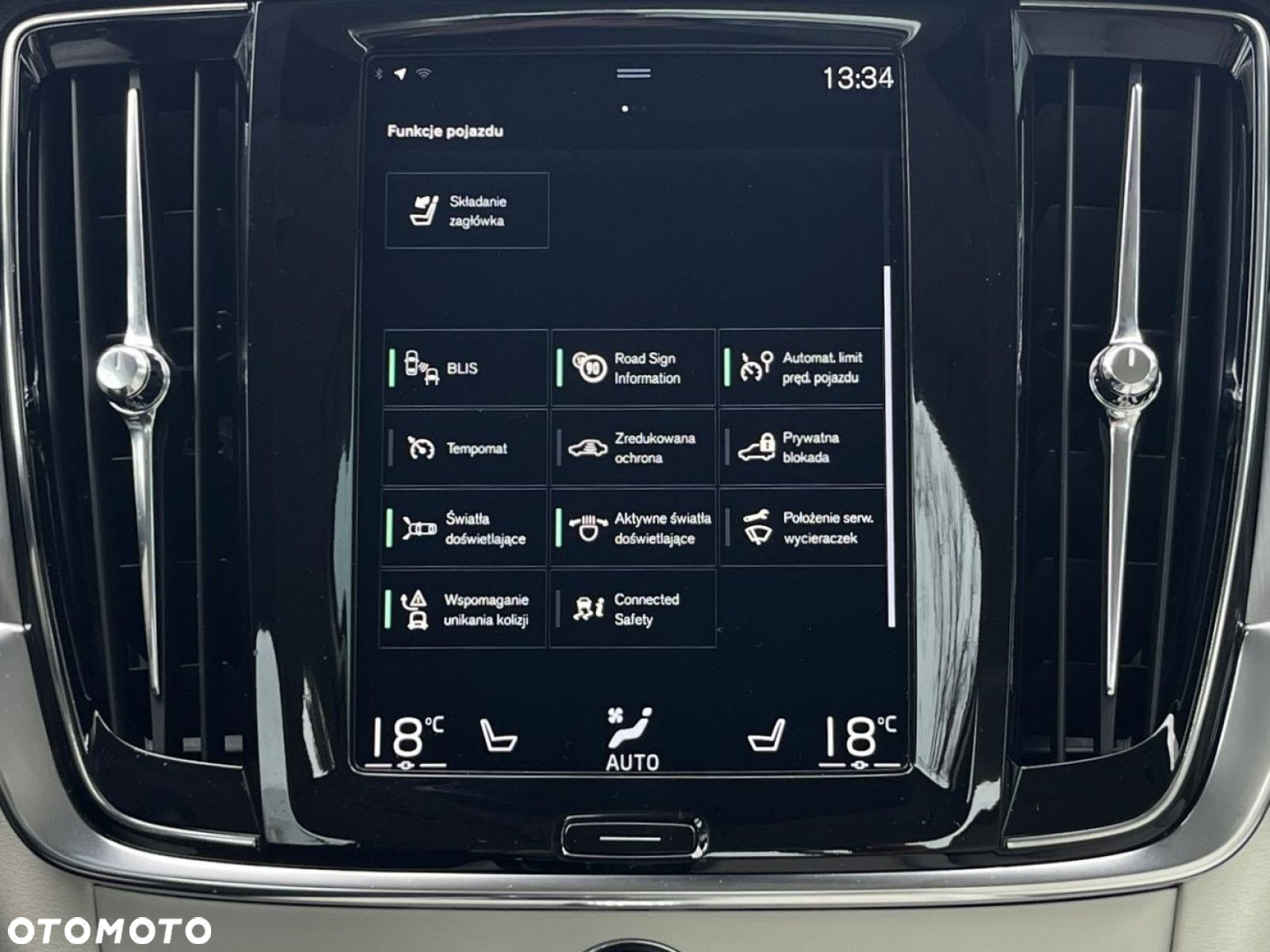Volvo S90 - 17