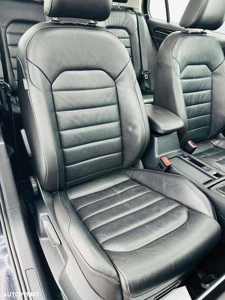 Volkswagen Golf 1.6 TDI DPF BMT Highline - 19