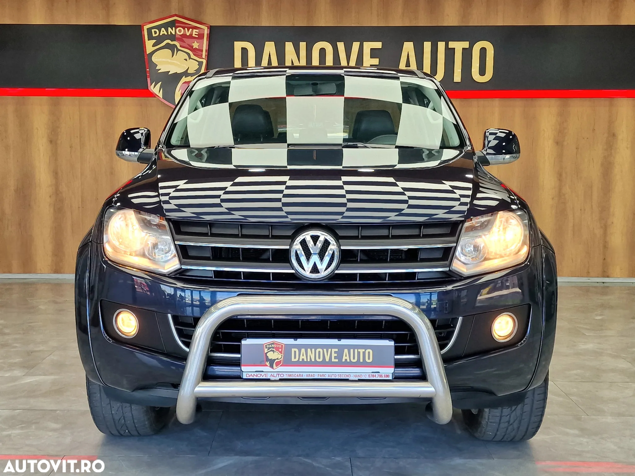 Volkswagen Amarok - 2